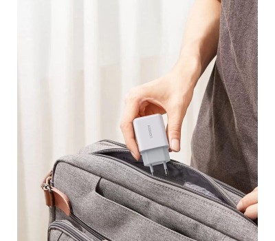 UGREEN Зарядное устройство CD122 (10133) USB-A QC 3.0 18W Fast Charger EU. Цвет: белый