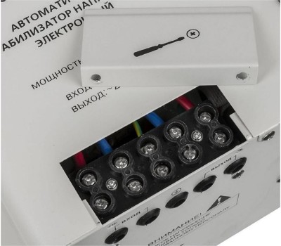 Стабилизатор РЕСАНТА ACH-8000 H/1-Ц