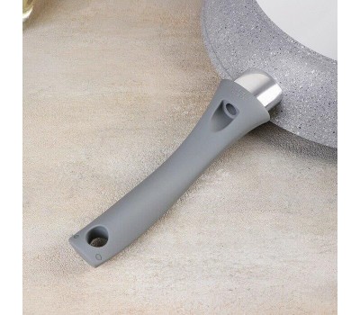 Сковорода KUKMARA смс262а а/пр литая 26см Светлый мрамор