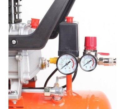 Компрессор PATRIOT 525306366 EURO 24 240K Компрессор поршневой масляный