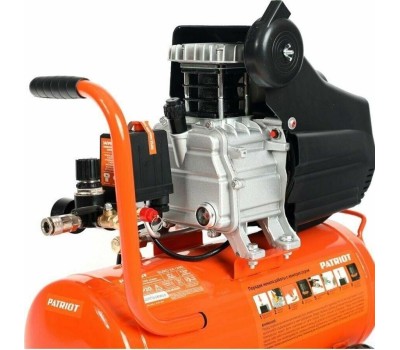 Компрессор PATRIOT 525306366 EURO 24 240K Компрессор поршневой масляный