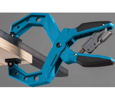 Струбцина GROSS Струбцина клещеобразная 4, пластиковый корпус, храповой механизм жесткой фиксации, 100 мм 20805