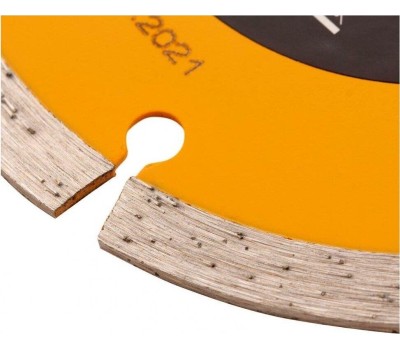 Отрезной алмазный диск DENZEL Диск алмазный, отрезной сегментный, 125 х 22.2 мм, сухая резка Denzel 73101