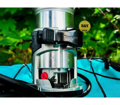 Фрезер MAKITA Фрезер RT0700CX2