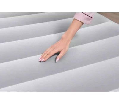 Матрас надувной BESTWAY Матрас надувной Tritech QuadComfort Queen со встроенным электронасосом 203x152x51 см 67925