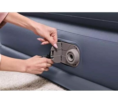 Матрас надувной BESTWAY Матрас надувной Tritech QuadComfort Queen со встроенным электронасосом 203x152x51 см 67925