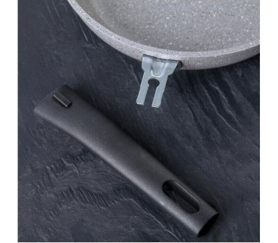 Сковорода KUKMARA СМС-222а д.22