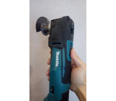 MAKITA Многофункциональный инструмент DTM51Z, аккумуляторный, без АКБ, без ЗУ