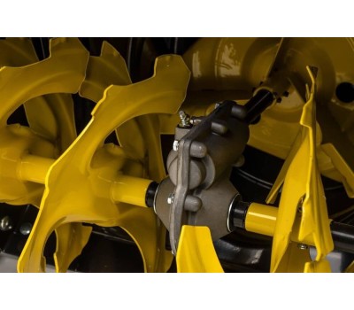 Снегоуборщик CHAMPION ST656