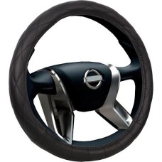 VOIN Оплетка на руль ROMB экокожа, М /черный/ OPLV0501