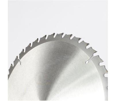 Диск пильный EDGE Диск пильный по дереву для торцовочной пилы (305x40x25.4 мм, 40 зубьев)