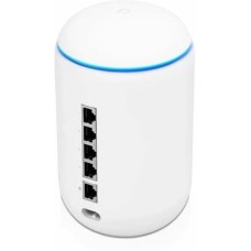 UBIQUITI UDM Маршрутизатор 802.11ac 4х4 Wave 2, 2Гб RAM, 4-core CPU, 4х LAN, 1x Wan
