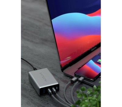 SATECHI Сетевое зарядное устройство Compact Charger с технологией GaN Power. Порты: USB Type-C 100 Вт х 2, USB Type-A до12 Вт. Цвет: серый космос