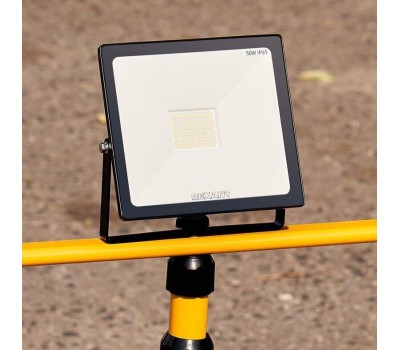 Прожектор светодиодный REXANT (605-004) 50 ВТ 200-260В IP65 4000 ЛМ 6500 K ХОЛОДНЫЙ СВЕТ