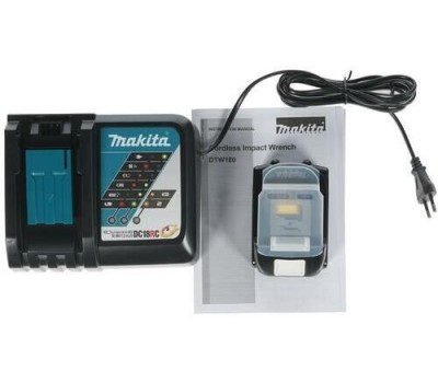 MAKITA Ударный гайковерт DTW180RFE, с двумя аккумуляторами