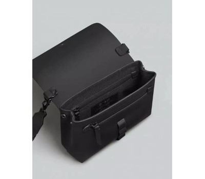 GASTON LUGA Сумка на пояс и через плечо Spläsh Crossbody Bag. Цвет: черный с кристаллами Swarovski