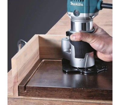 Фрезер MAKITA Фрезер RT0702C