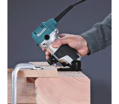 Фрезер MAKITA Фрезер RT0702C