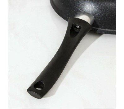 Сковорода KUKMARA с242а а/пр литая 24см стекл/кр