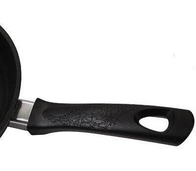 Сковорода KUKMARA с242а а/пр литая 24см стекл/кр