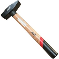 Молоток слесарный AVS TOOLS MHW800 800 г с деревянной рукояткой