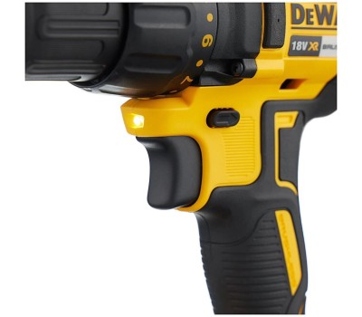 Дрель-шуруповерт DEWALT Дрель-шуруповерт DCD777D2T-QW, 2Ач, с двумя аккумуляторами