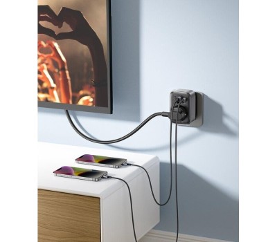UGREEN Сетевое зарядное устройство CD314 (90613) DigiNest Outlet Extender (1 AC outlets + 30W 2A1C). Цвет: черный