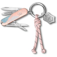 VICTORINOX Нож перочинный Classic SD Paris Style (0.6223.E221) 58мм 7функц. розовый подар.коробка в комплекте: шнурок