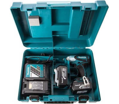 Гайковерт MAKITA Ударный гайковерт DTW251RME, 4Ач, с двумя аккумуляторами