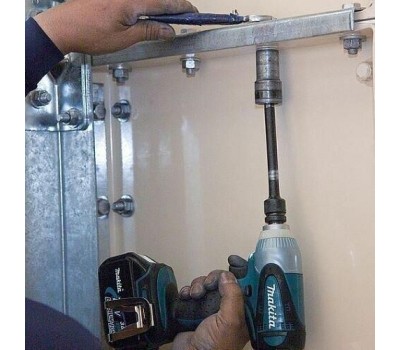 Гайковерт MAKITA Ударный гайковерт DTW251RME, 4Ач, с двумя аккумуляторами