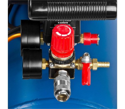 Компрессор ЗУБР ЗКПМ-240-50-1.5 240 л/мин, 50 л рессивер, 1500 Вт, воздушный