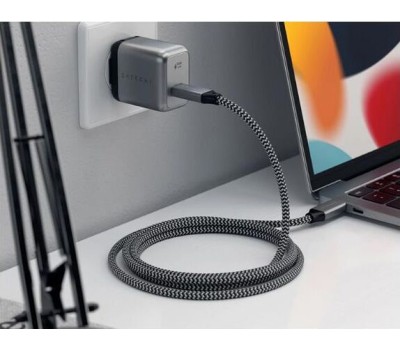 SATECHI Сетевое зарядное устройство 30W USB-C GaN Wall Charger. Цвет: серый космос