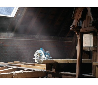 MAKITA Циркулярная пила 5008MGJX2, 210мм