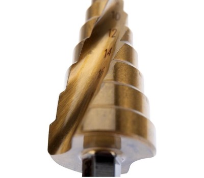 Сверло KRANZ (KR-12-6616) Сверло ступенчатое, 6-8-10-12-14-16-18-20-22-24-26-28-30мм, Р6М5, ТИТАН, трехгр.хвостовик