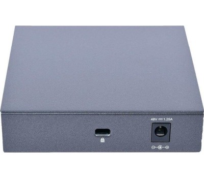 TP-LINK SMB TP-Link TL-SF1005P Настольный коммутатор с 5 портами 10/100 Мбит/с (4 порта PoE+)