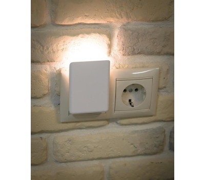 ЭЛЕКТРИКА UNIEL (UL-00007221) DTL-320 Прямоугольник/White/Sensor